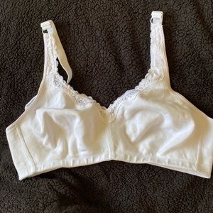 Size 44C Penningtons Voglio tshirt bra.